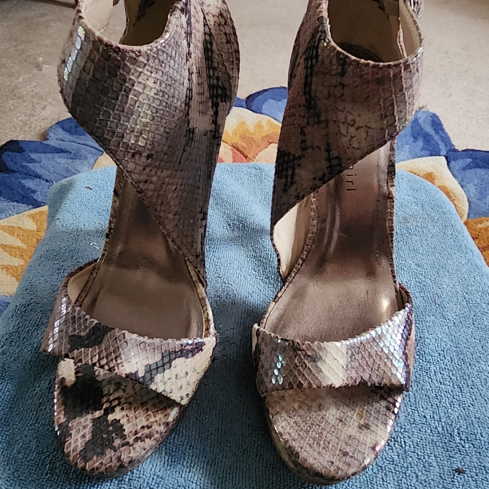 Womens Snake Prinr Heels